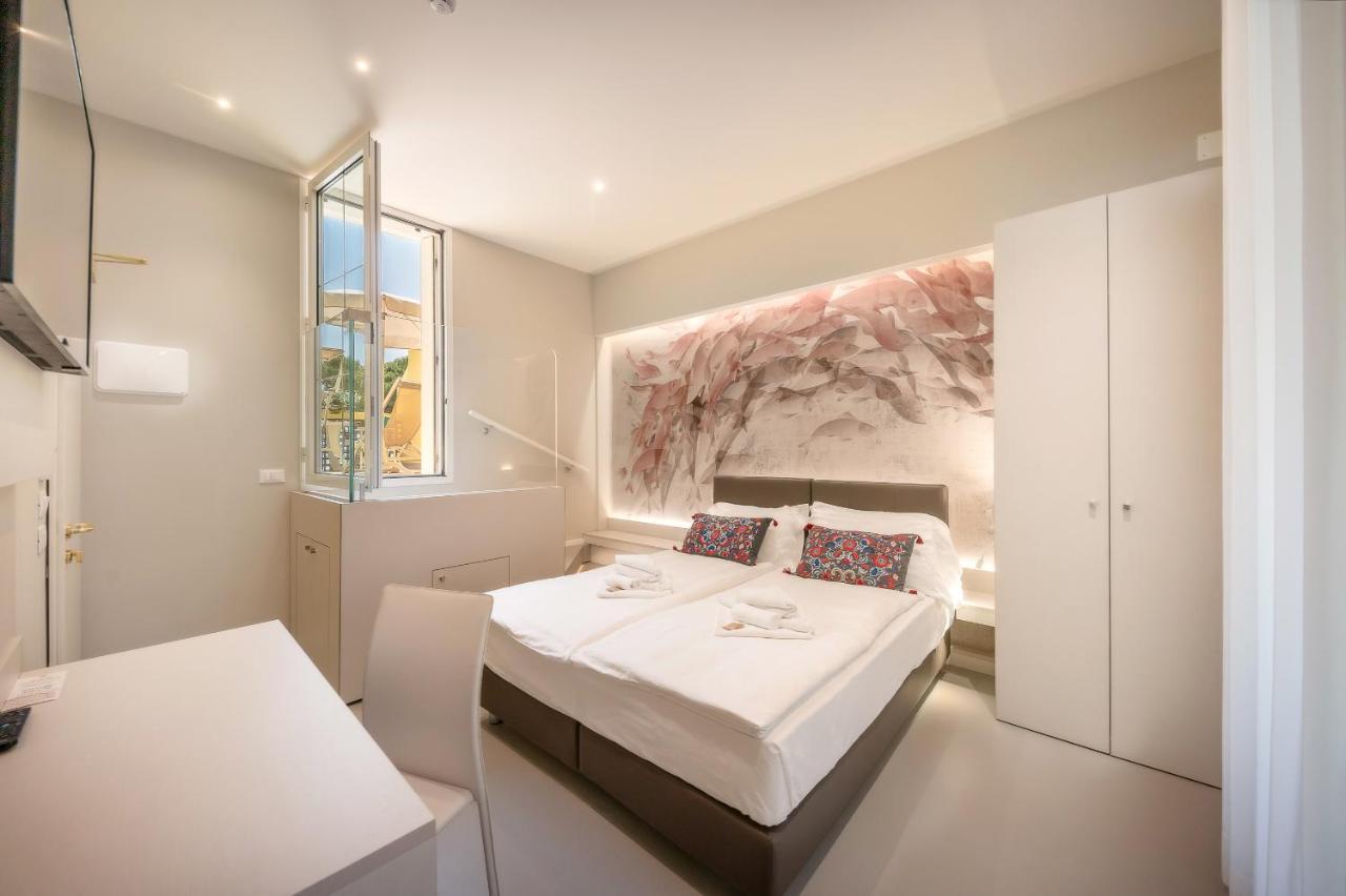 Hotel Le Lampare Caorle Extérieur photo