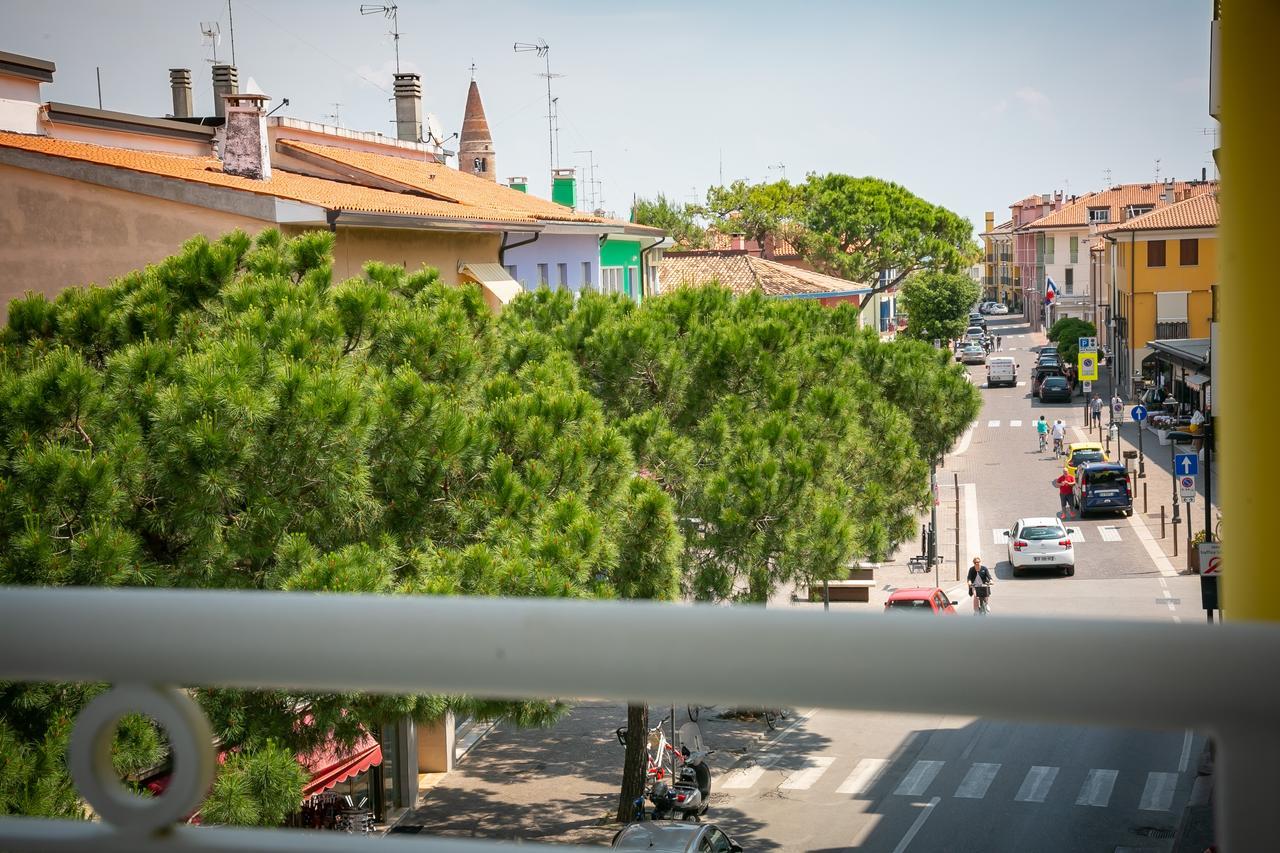Hotel Le Lampare Caorle Extérieur photo
