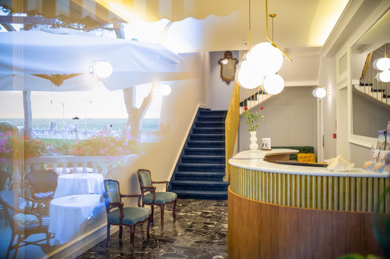 Hotel Le Lampare Caorle Extérieur photo